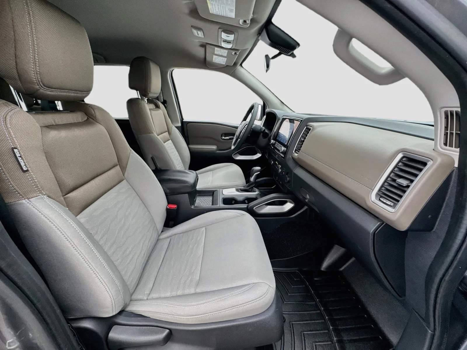 Nissan Frontier photo 19