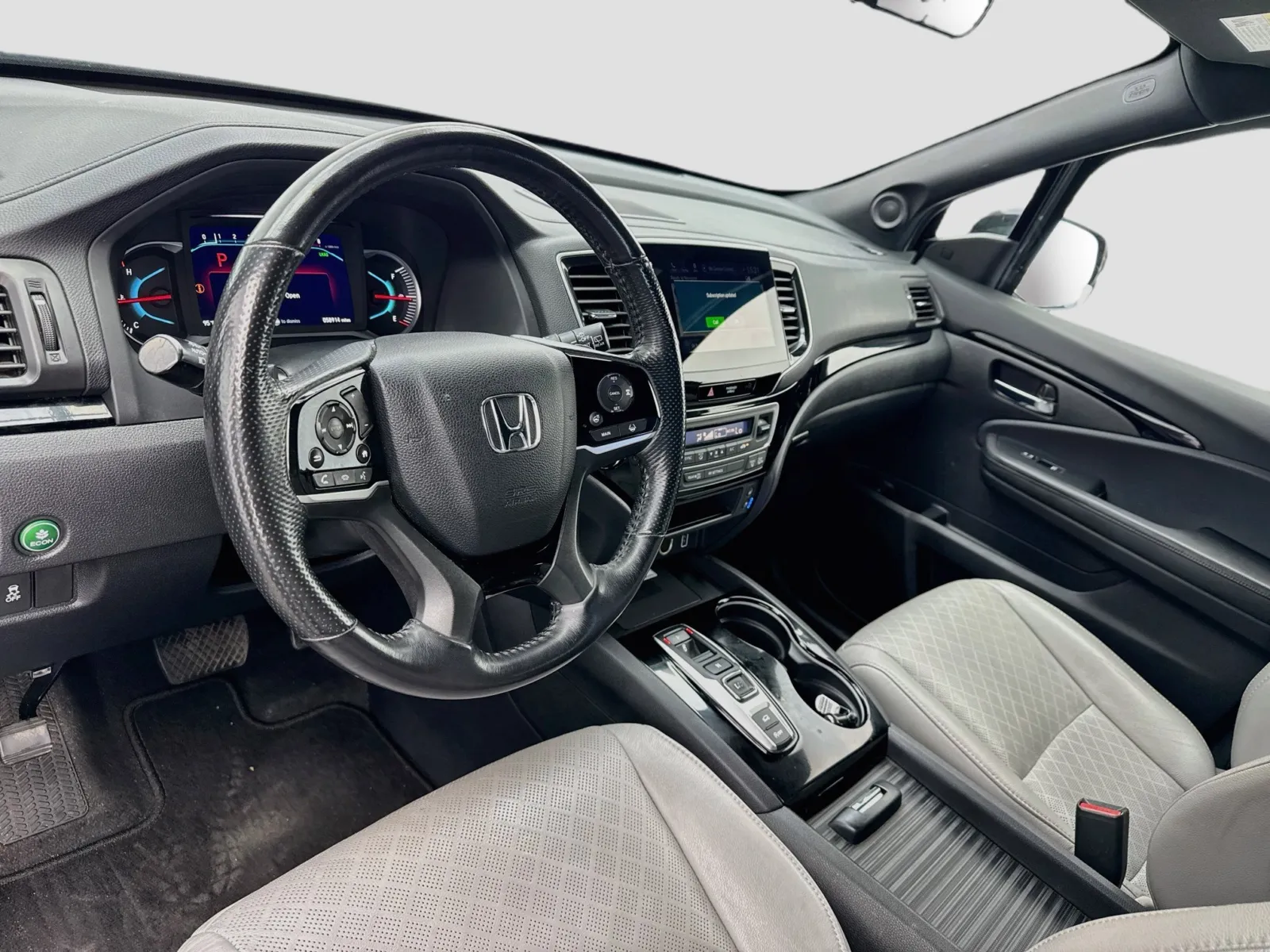 Honda Passport photo 7