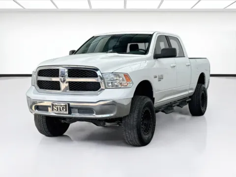 White 2019 Ram 1500 Classic SLT for sale in Bellflower, CA