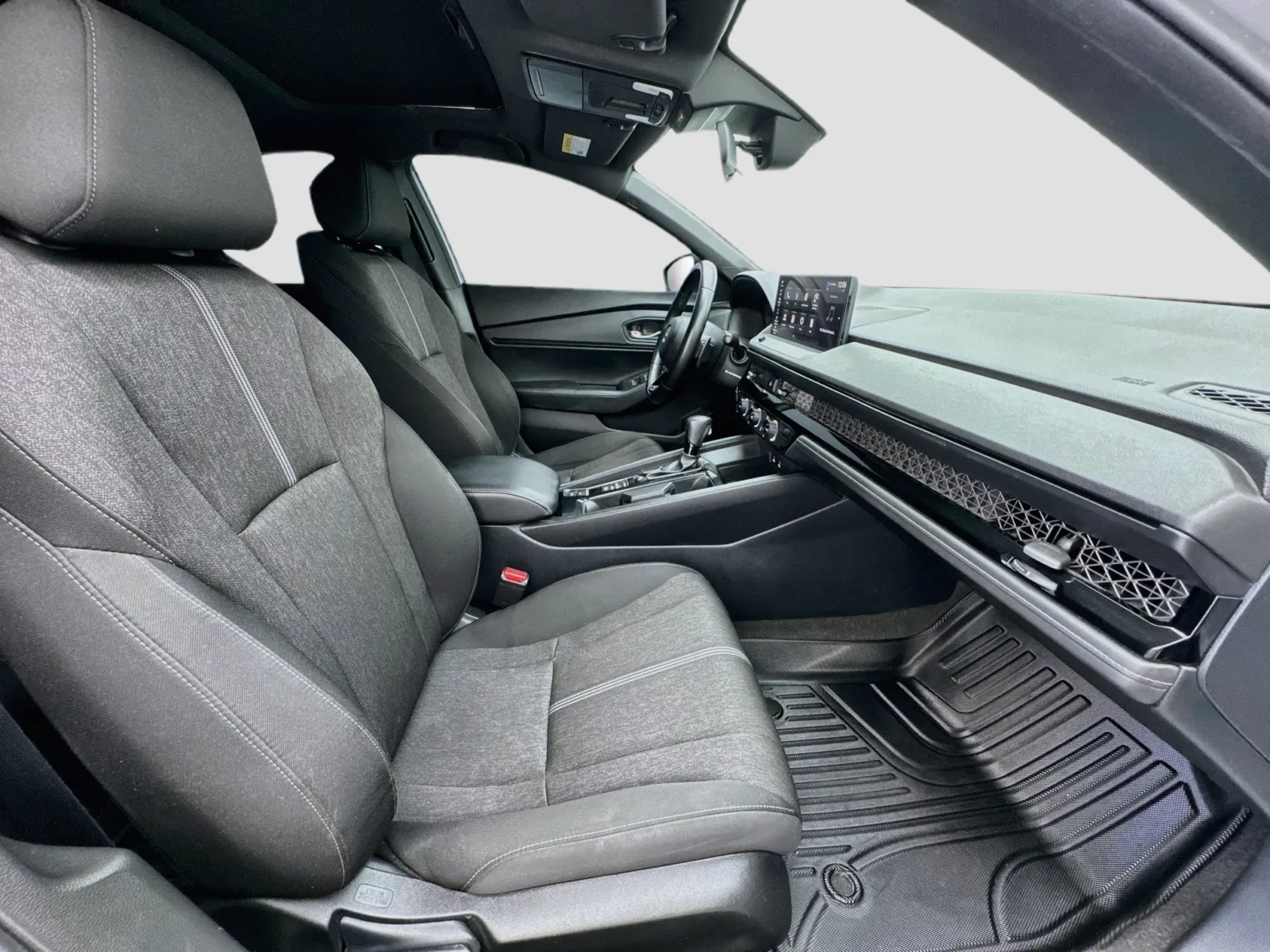 Honda Accord photo 19