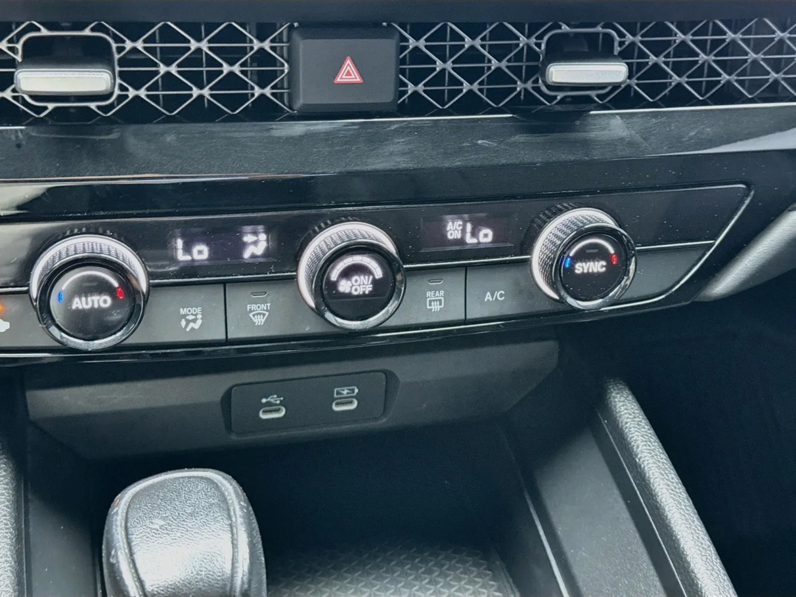 Honda Accord photo 12