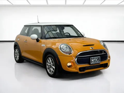 Another view of 2017 MINI Hardtop 2 Door for sale in Bellflower, CA at STG Bellflower