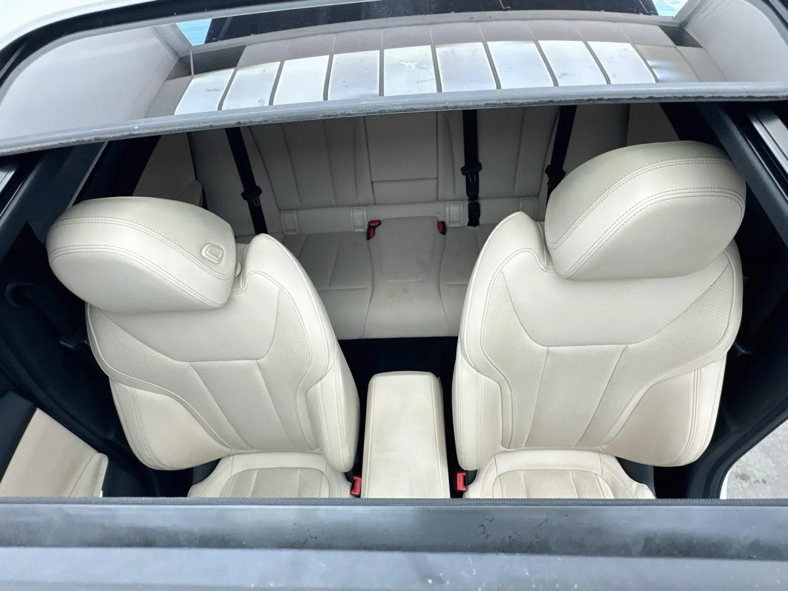 BMW 3 Series photo 14