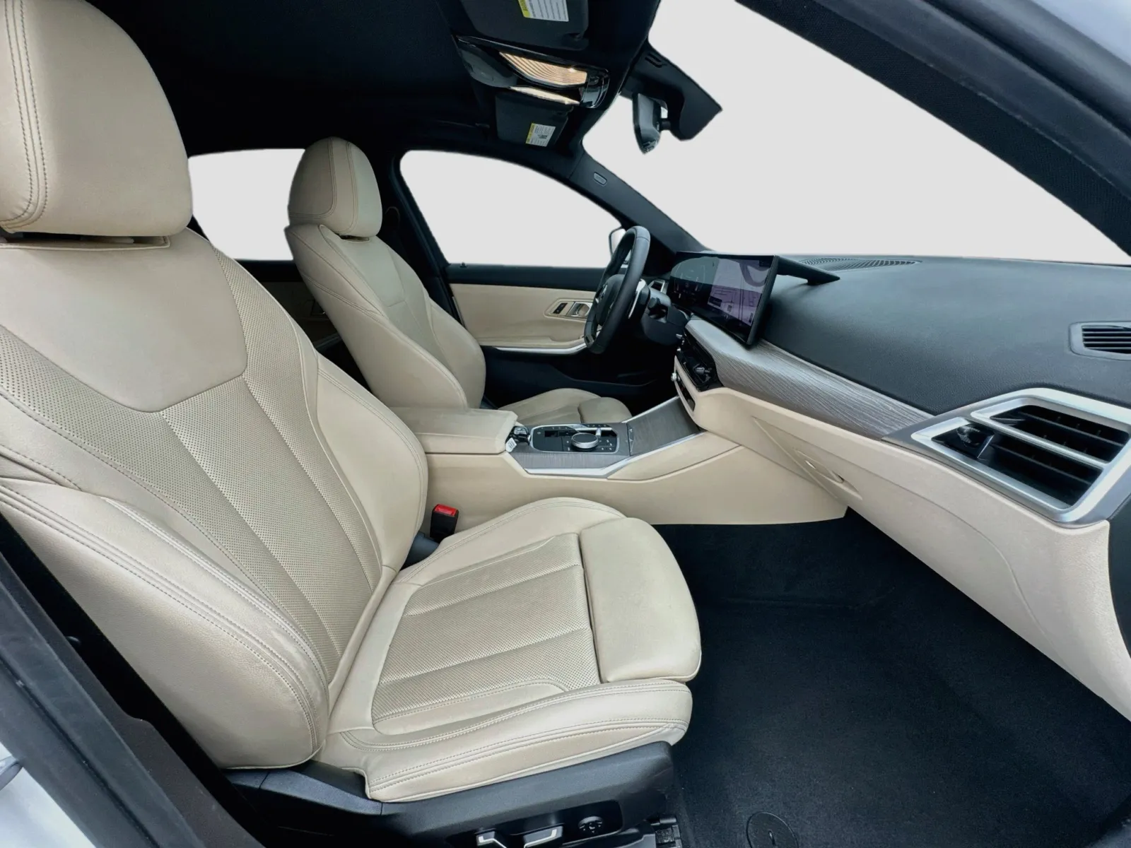 BMW 3 Series photo 20