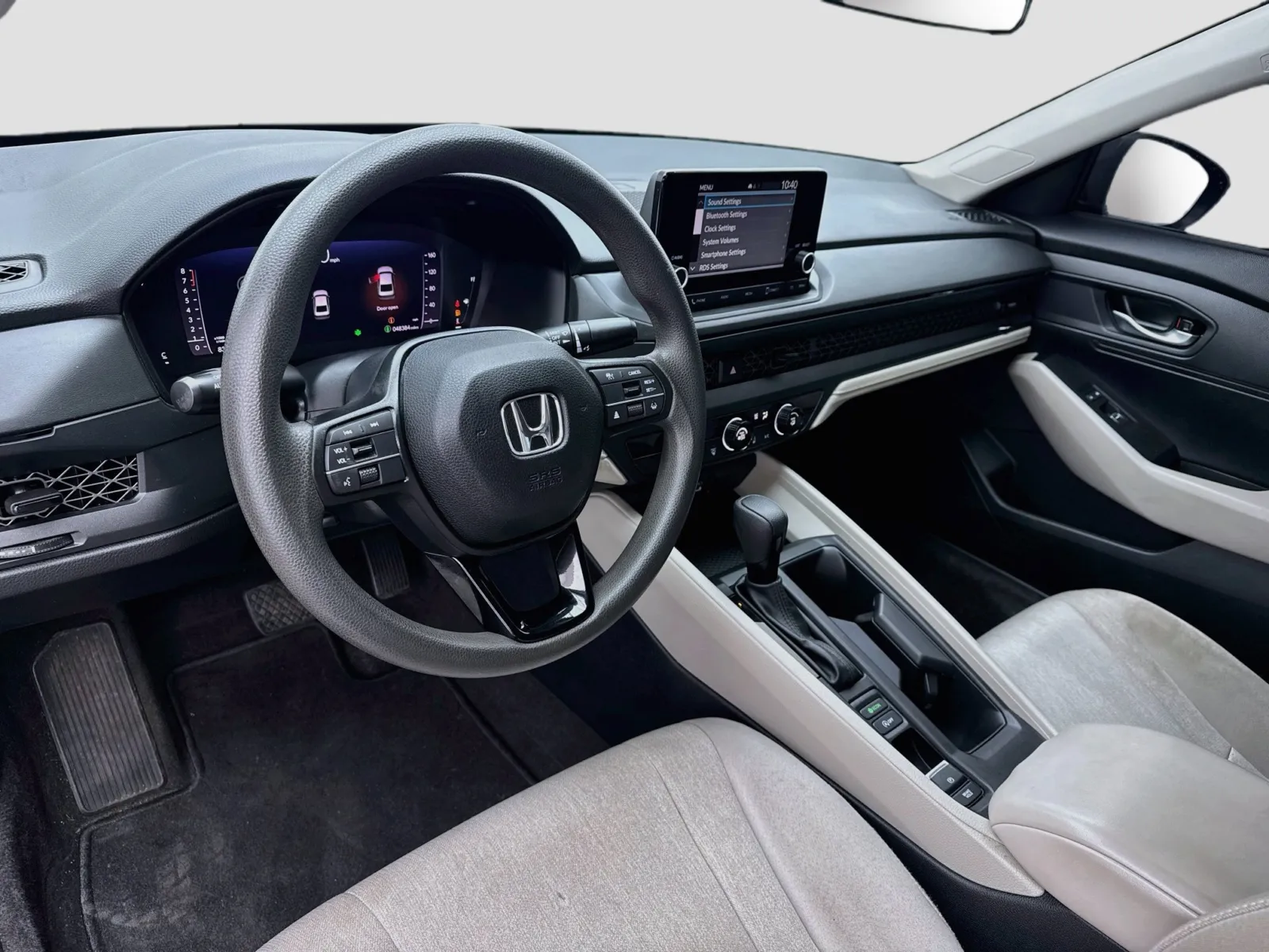 Honda Accord photo 7