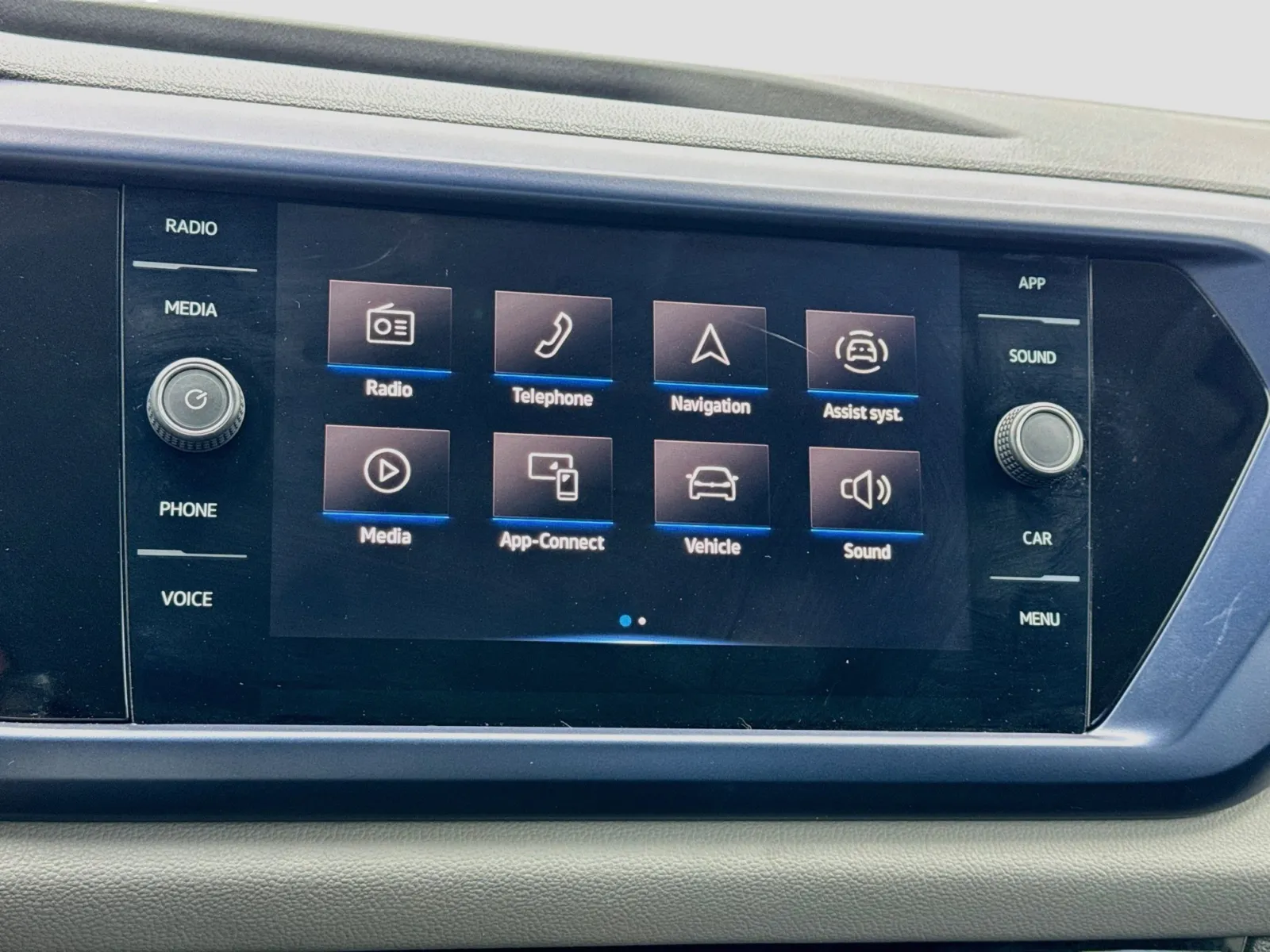 Volkswagen Taos photo 9