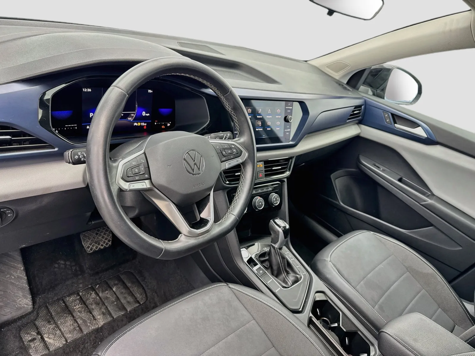 Volkswagen Taos photo 7
