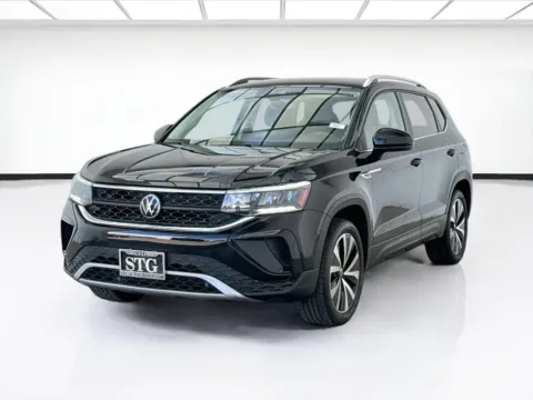 Black 2023 Volkswagen Taos 1.5T SE for sale in Bellflower, CA