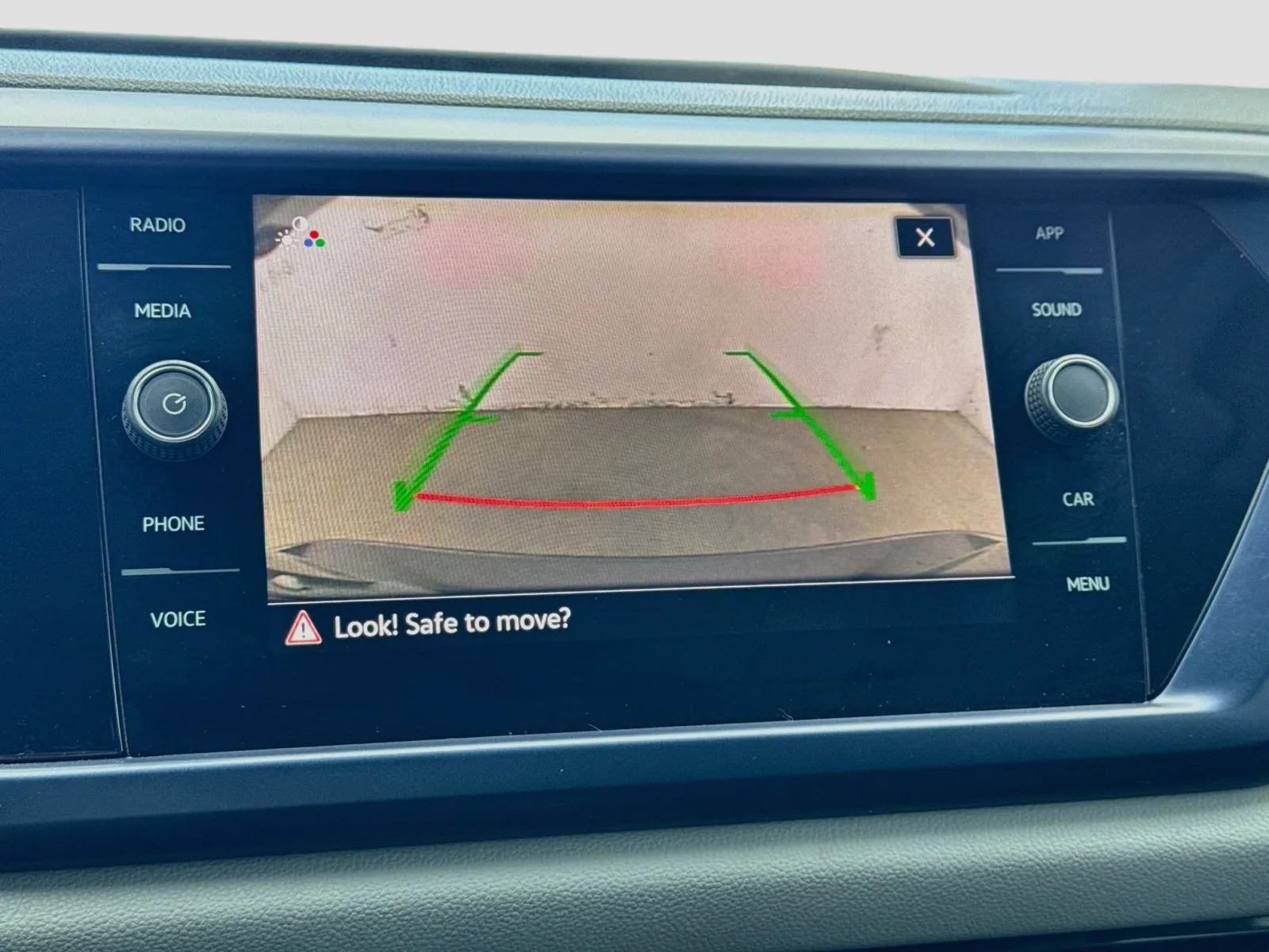 Volkswagen Taos photo 10