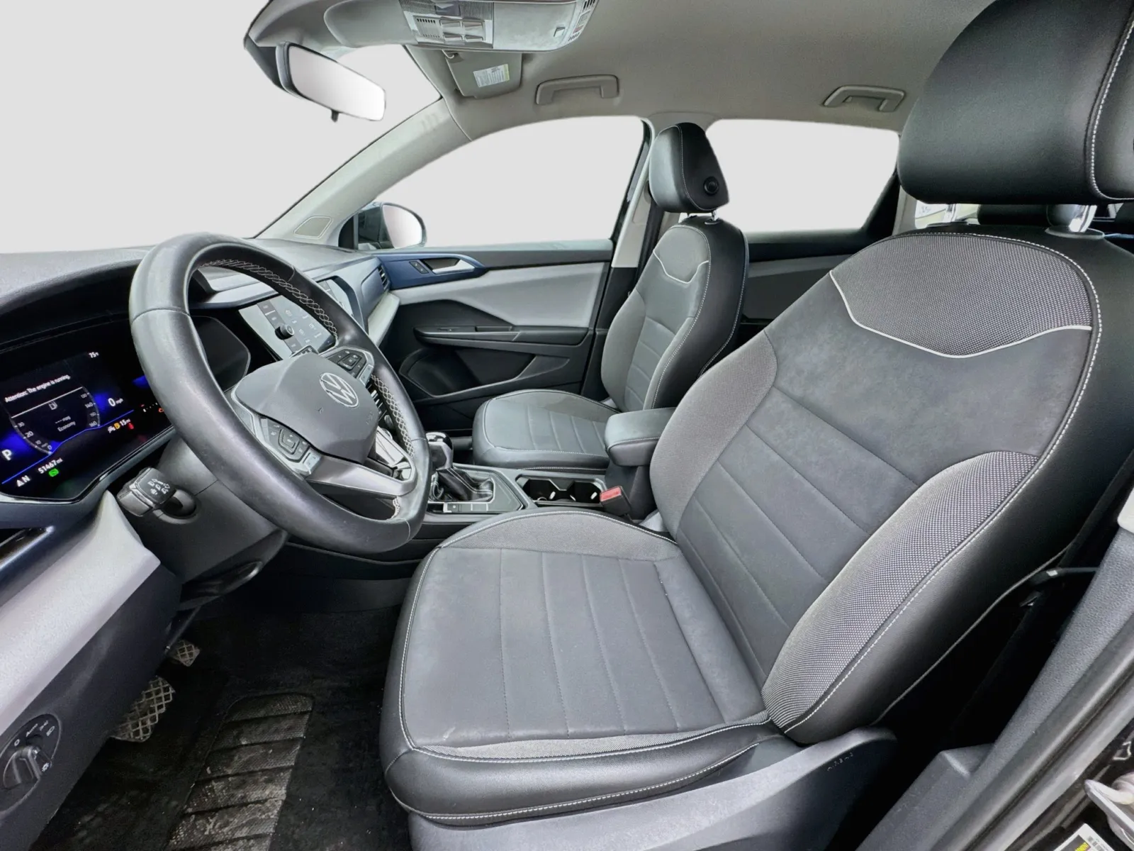 Volkswagen Taos photo 13