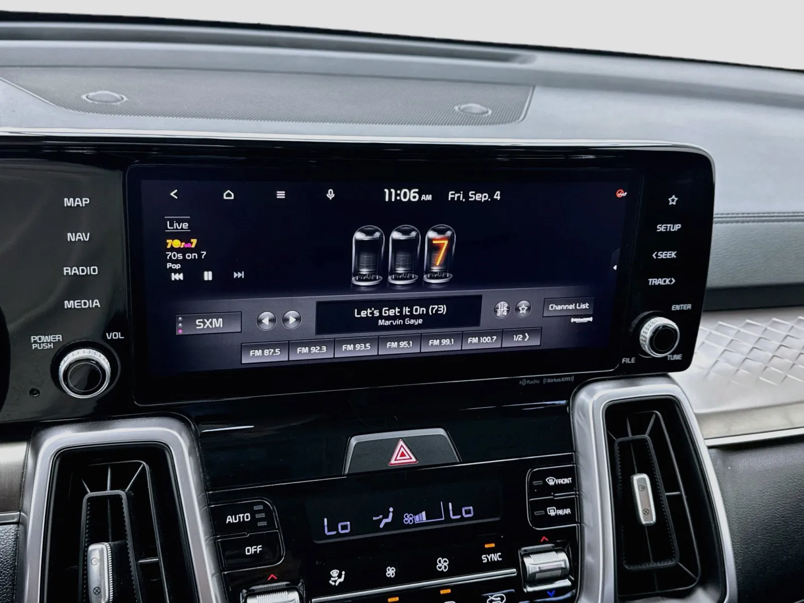 Kia Sorento photo 11