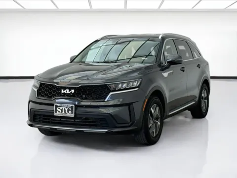Gray 2022 Kia Sorento Hybrid S for sale in Bellflower, CA