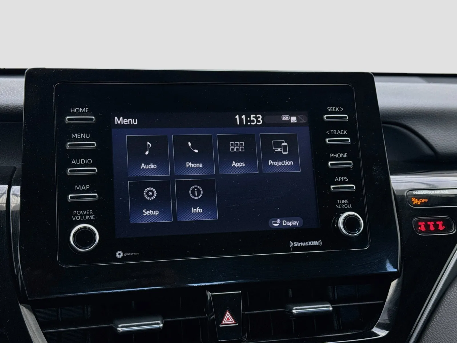 Toyota Camry photo 9