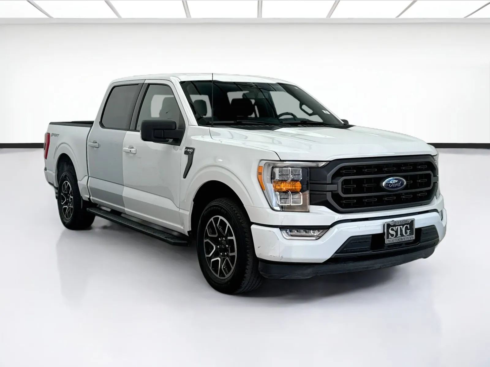 Ford F-150 photo 3