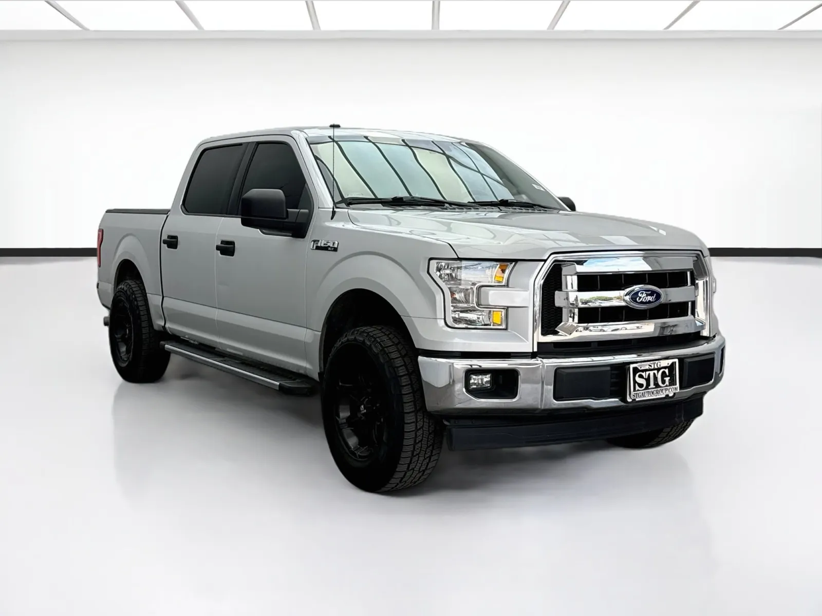 Ford F-150 photo 3