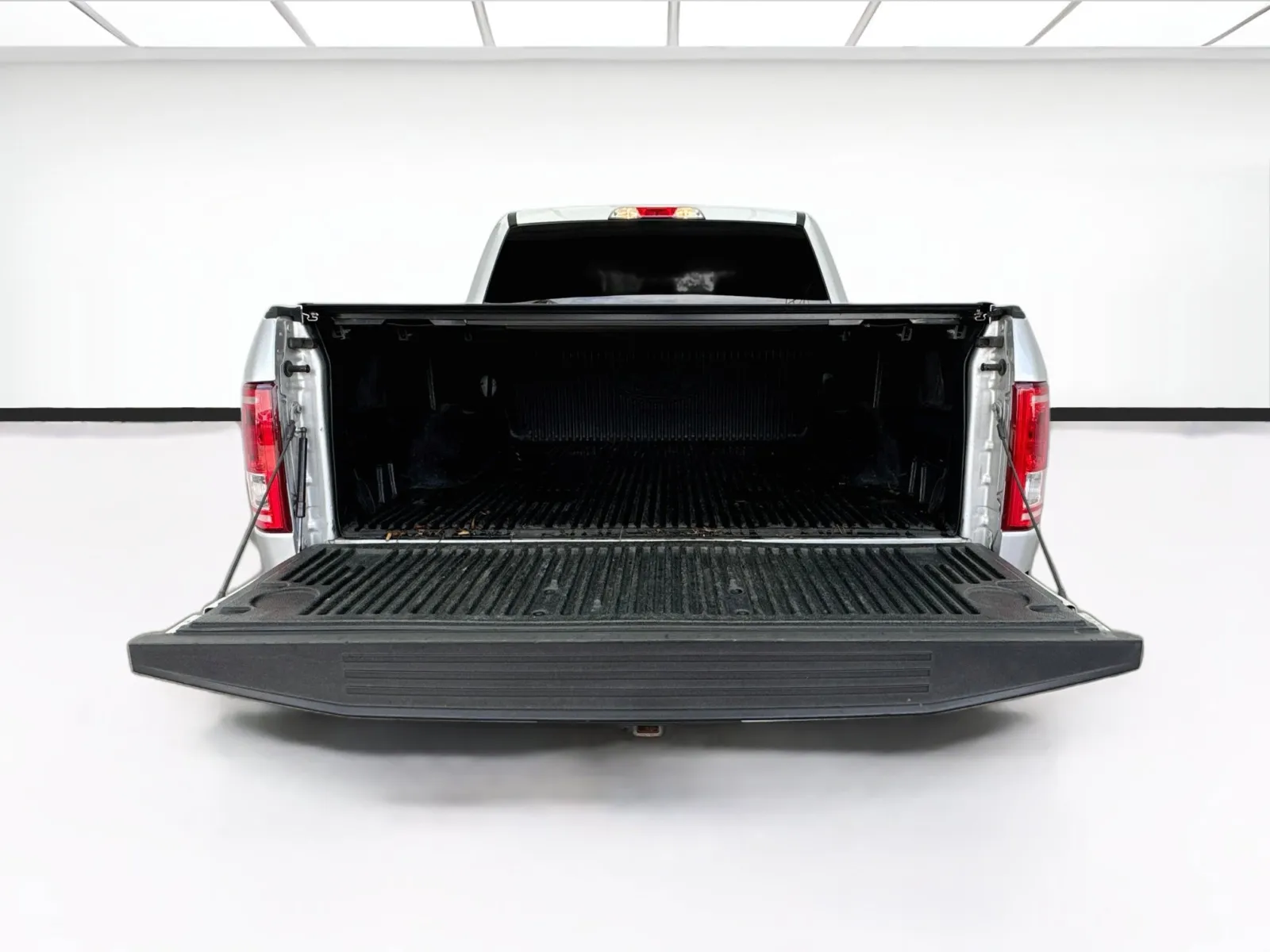 Ford F-150 photo 16