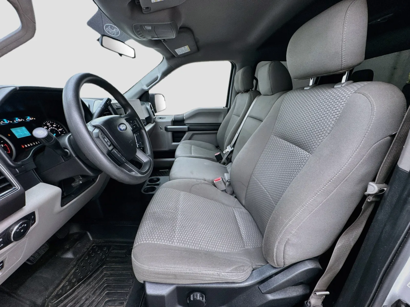Ford F-150 photo 13