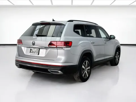 More photos of 2021 Volkswagen Atlas 2.0T SE at STG Bellflower, CA