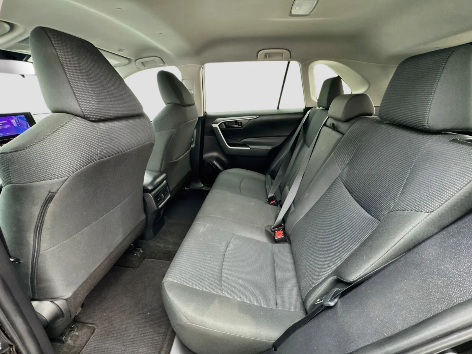Toyota RAV4 photo 15