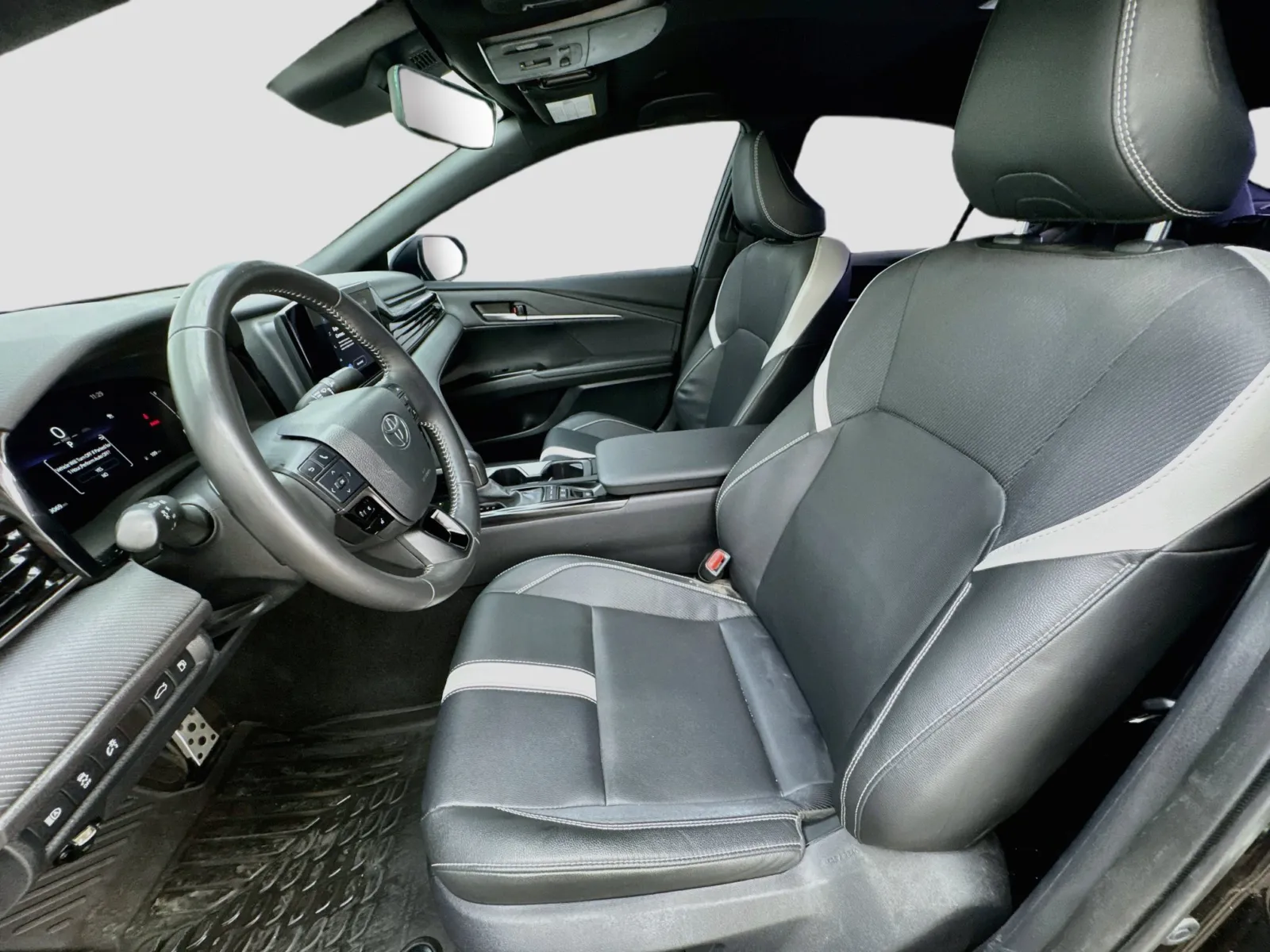 Toyota Camry photo 13