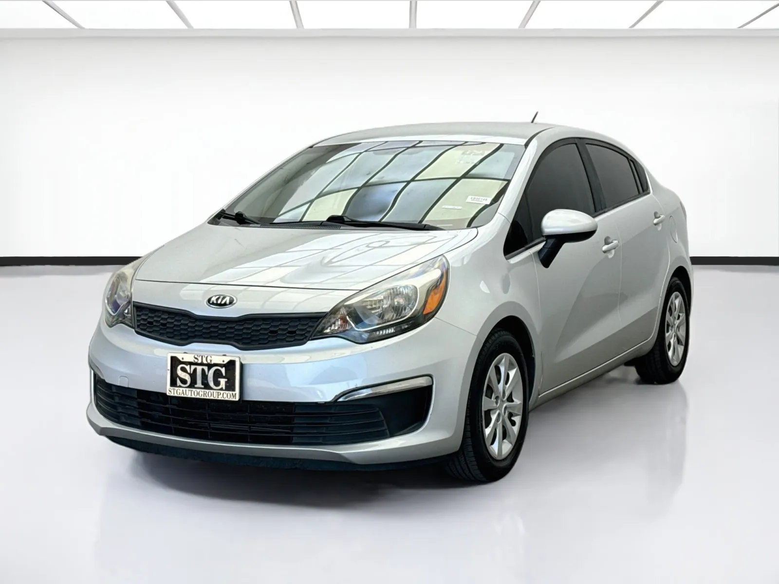 Silver 2017 Kia Rio LX for sale in Bellflower, CA