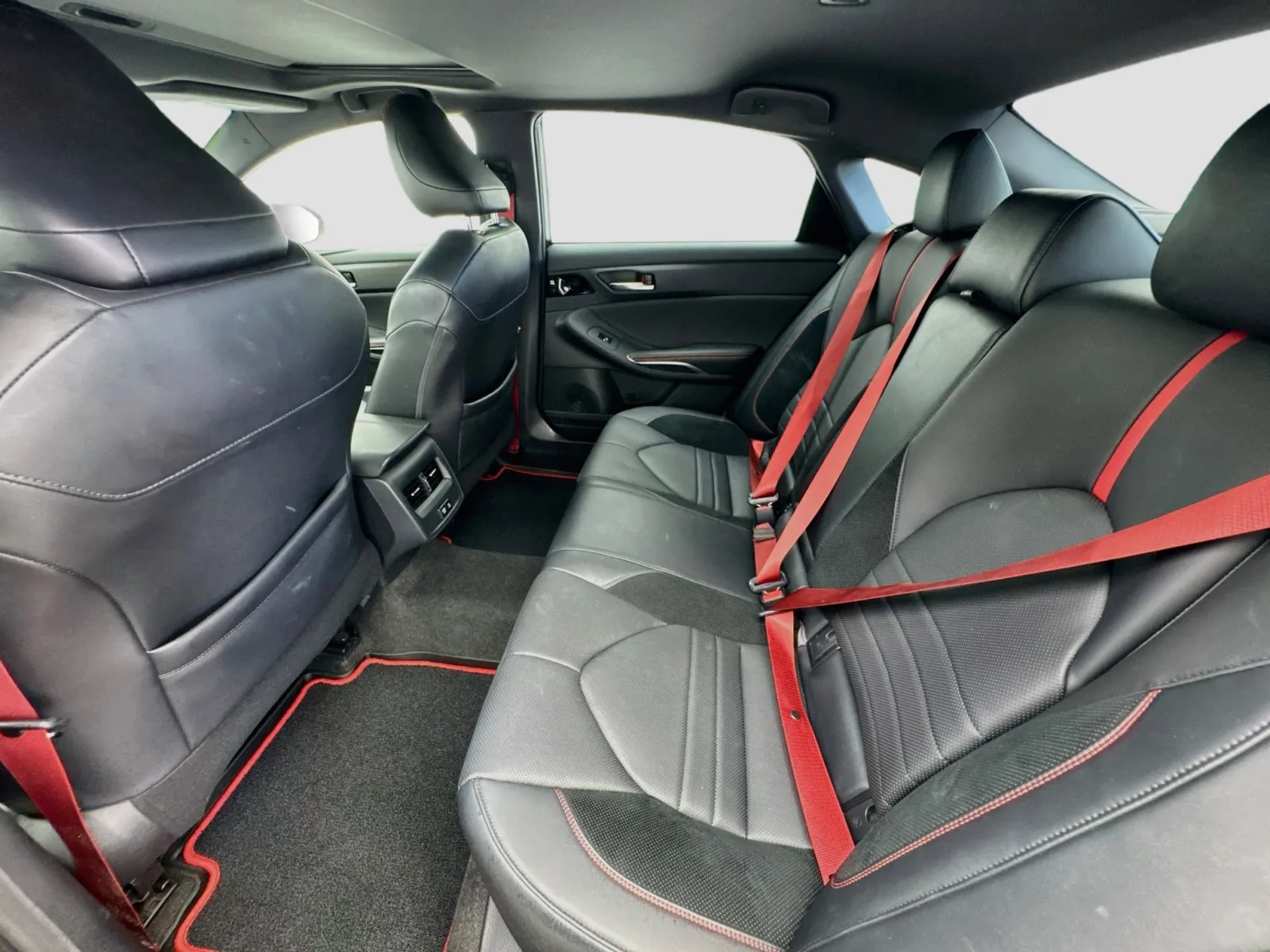 Toyota Avalon photo 16