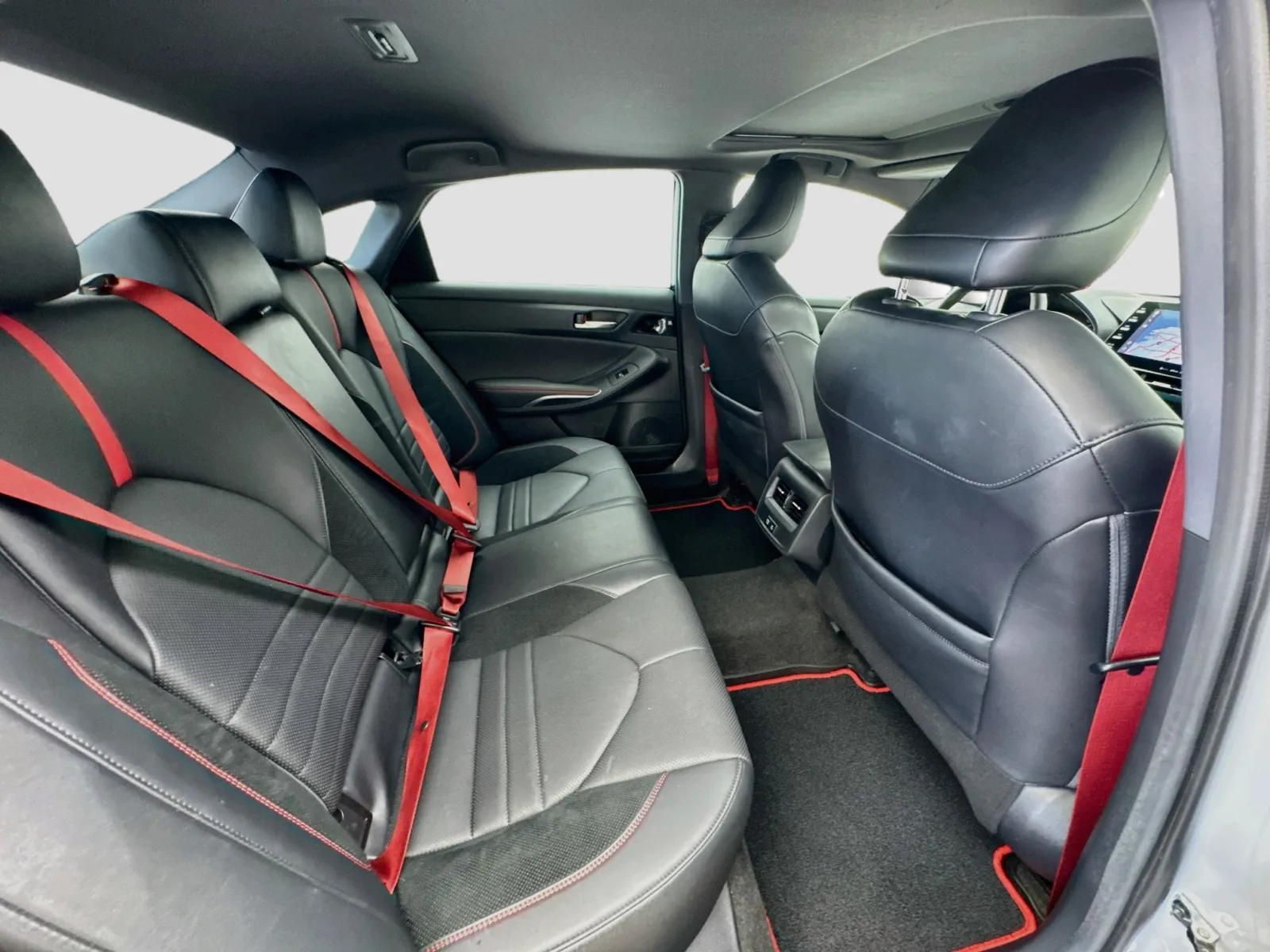 Toyota Avalon photo 19