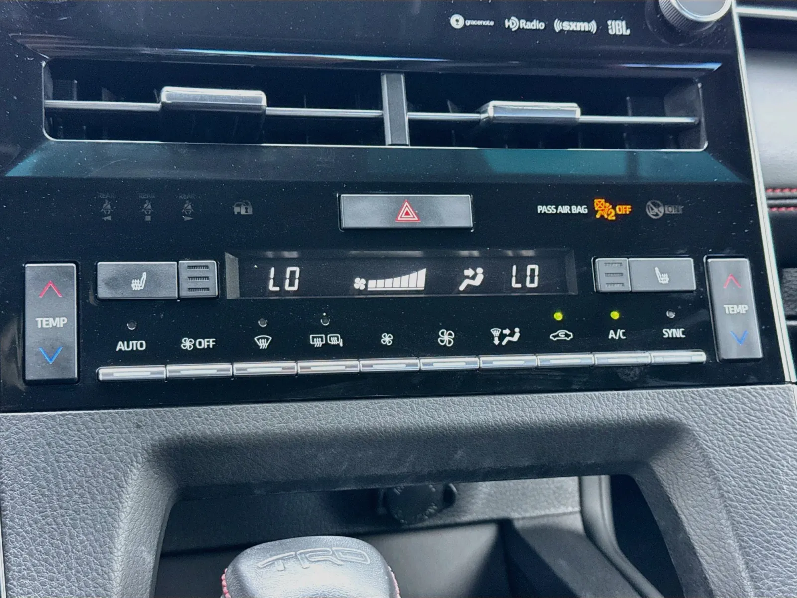 Toyota Avalon photo 12