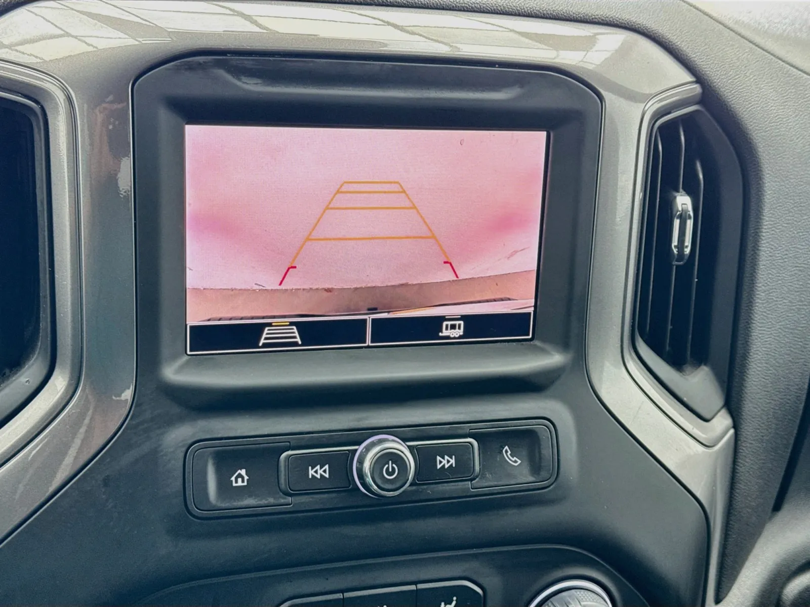 Chevrolet Silverado photo 10