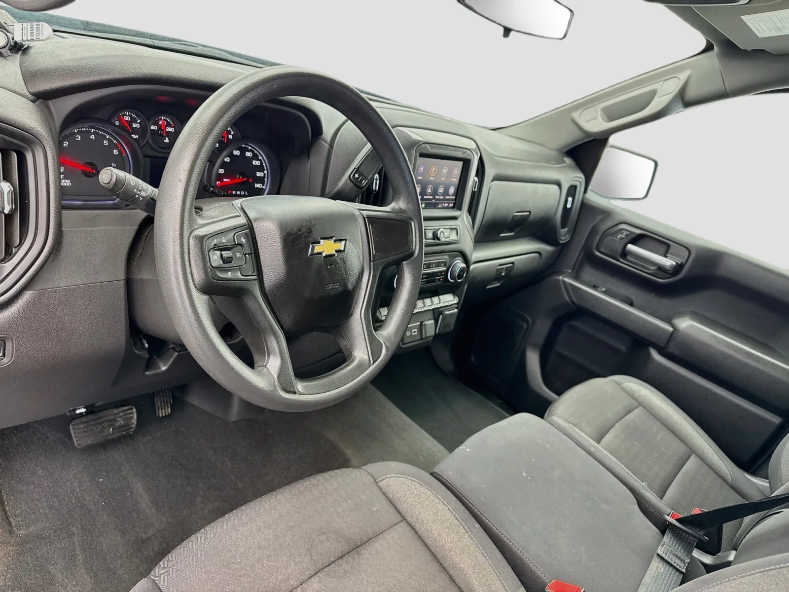 Chevrolet Silverado photo 7