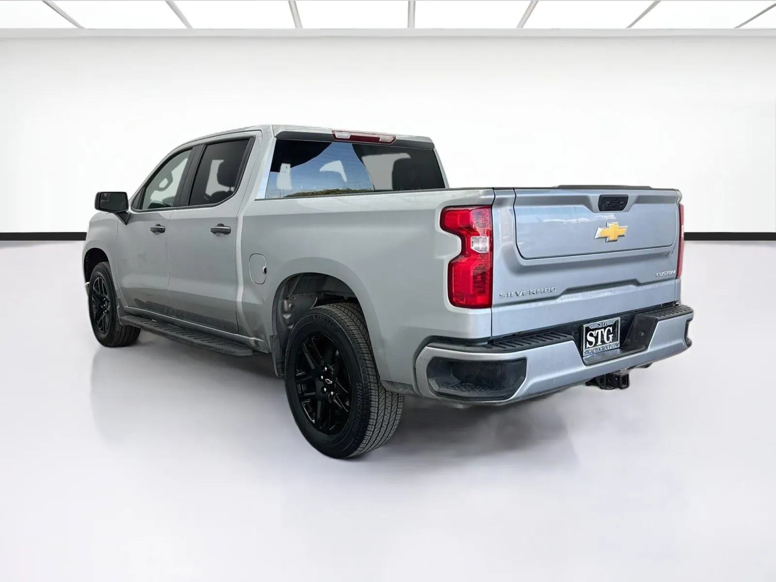 Chevrolet Silverado photo 6
