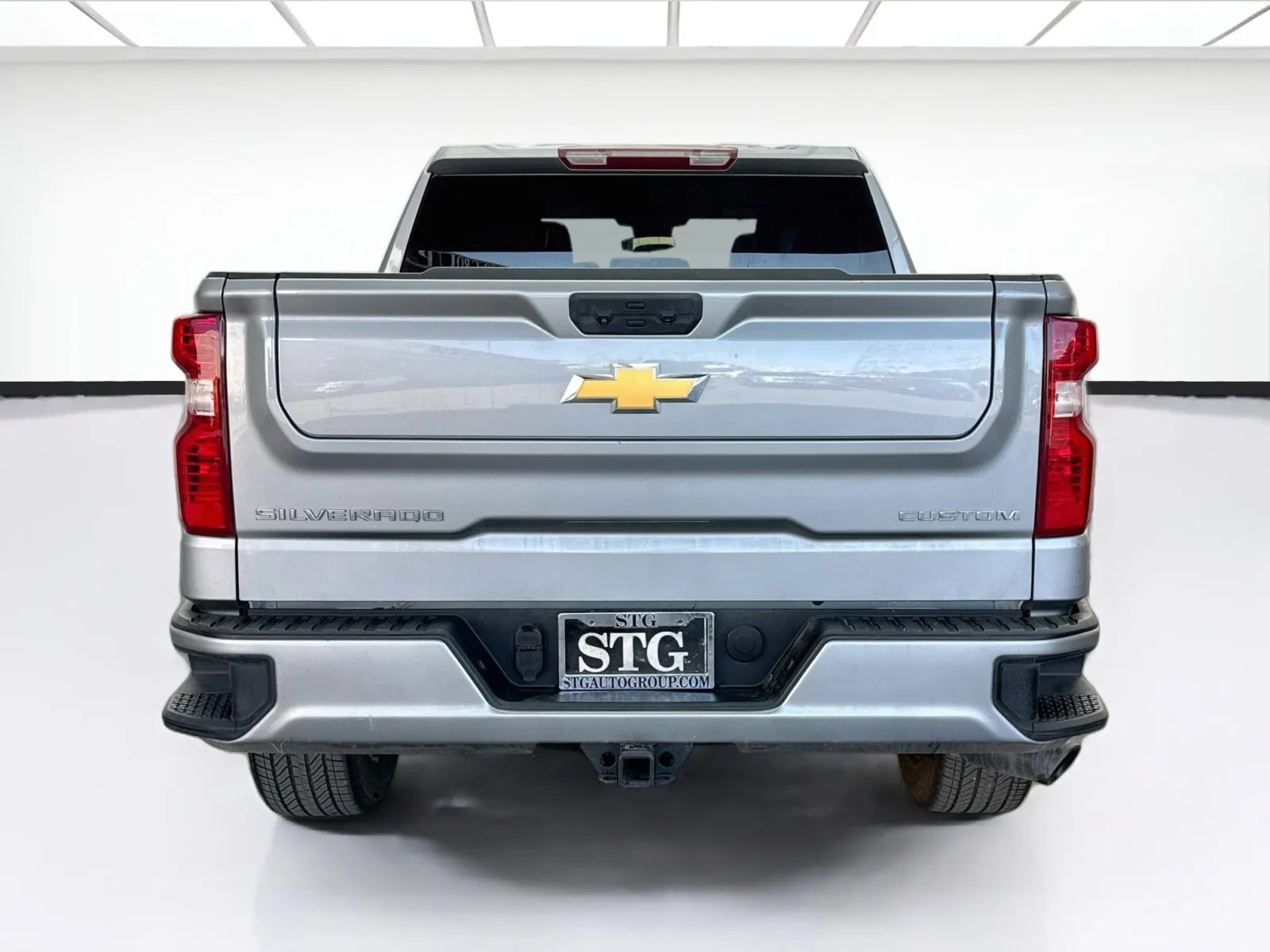 Chevrolet Silverado photo 5