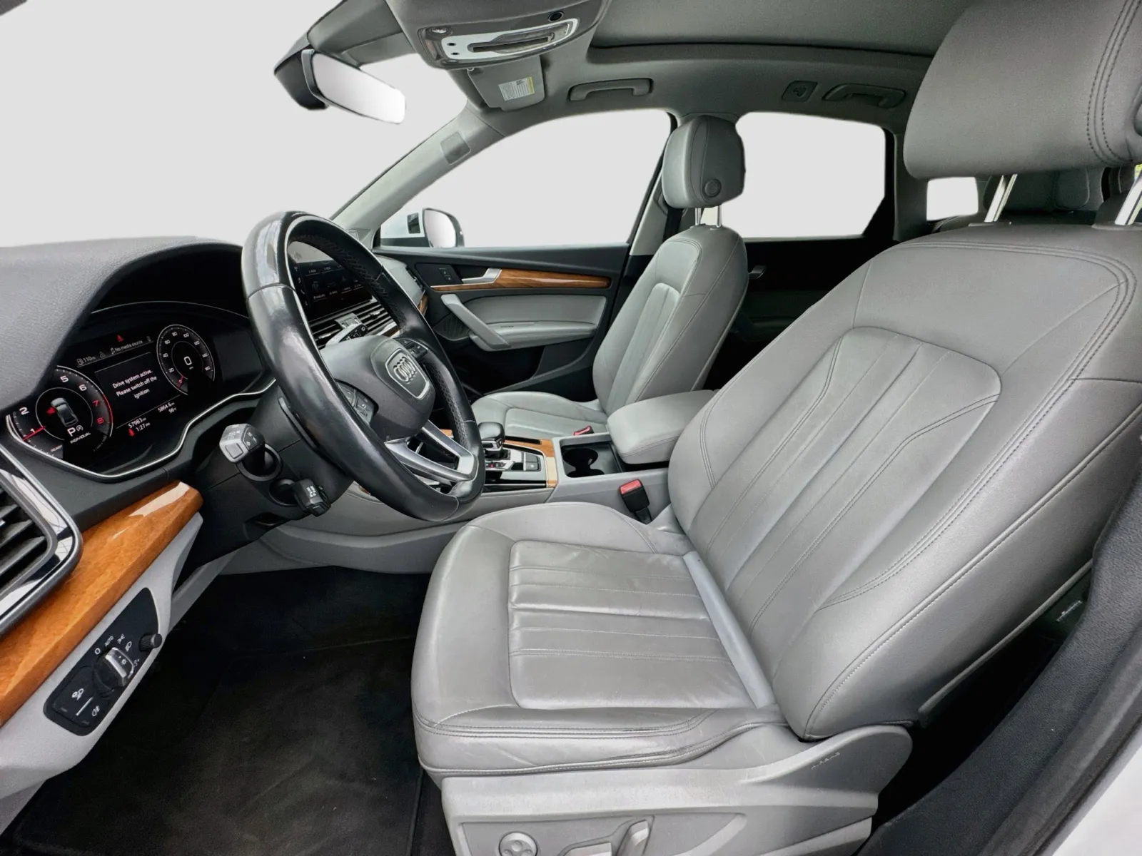Audi Q5 photo 13