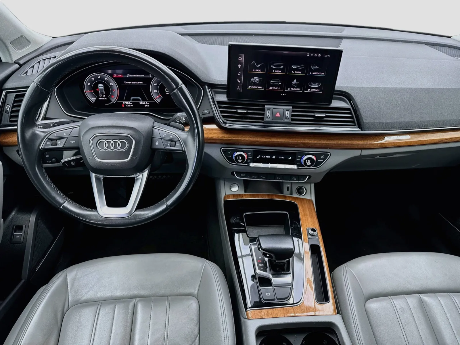 Audi Q5 photo 15