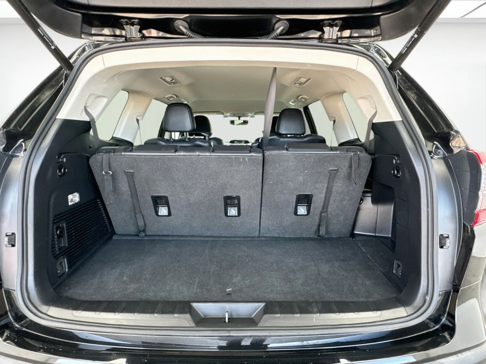 Subaru Ascent photo 17