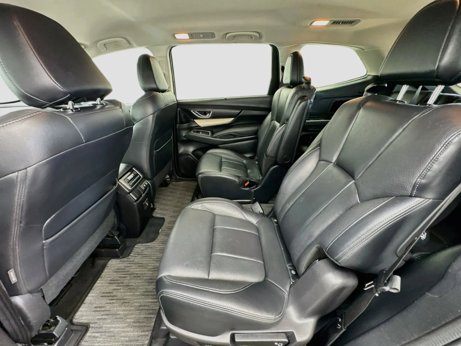 Subaru Ascent photo 15