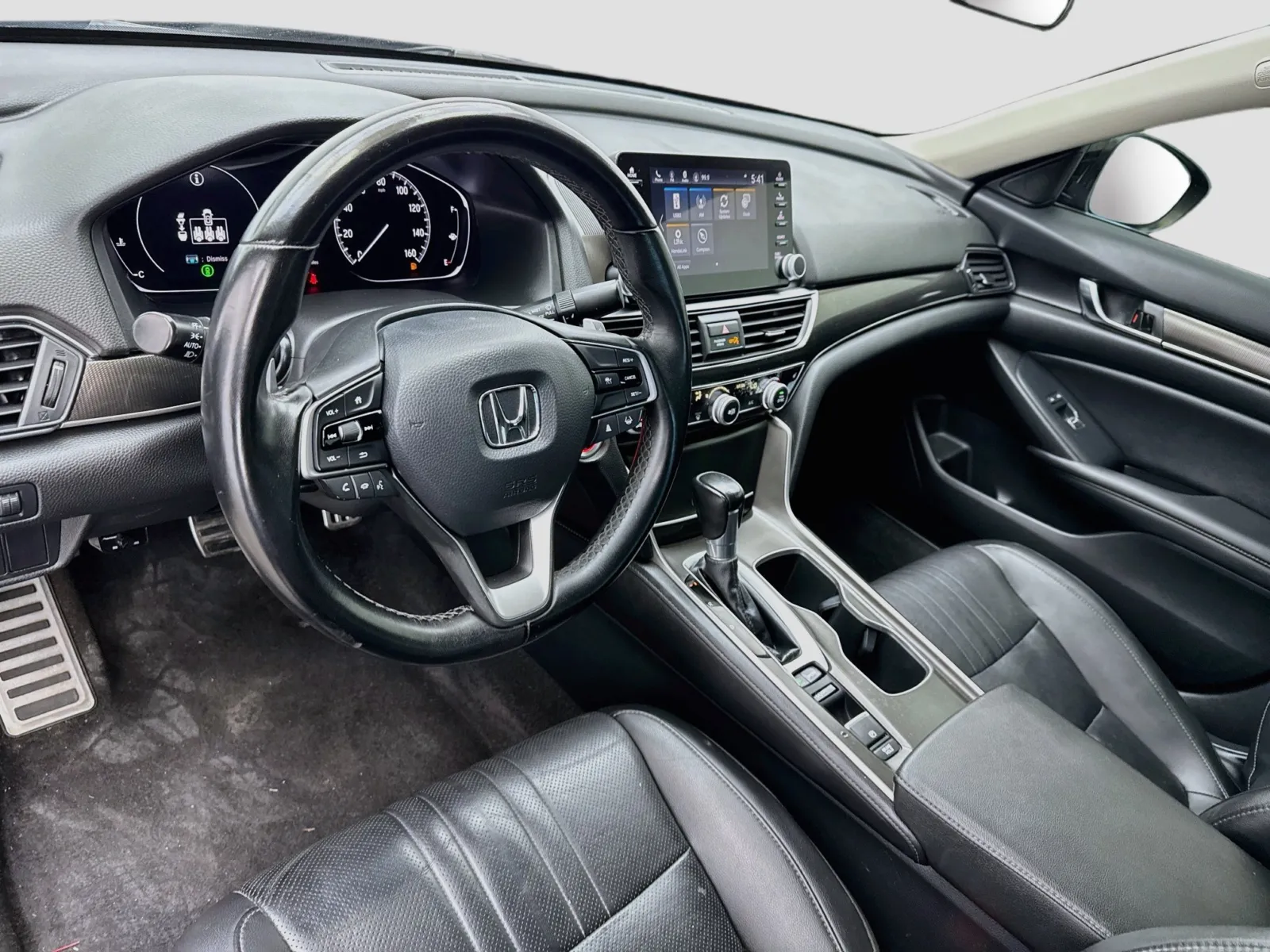 Honda Accord photo 7