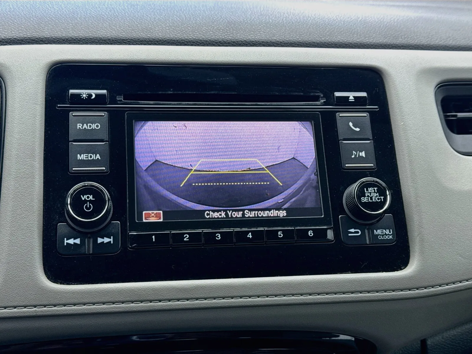 Honda HR-V photo 10