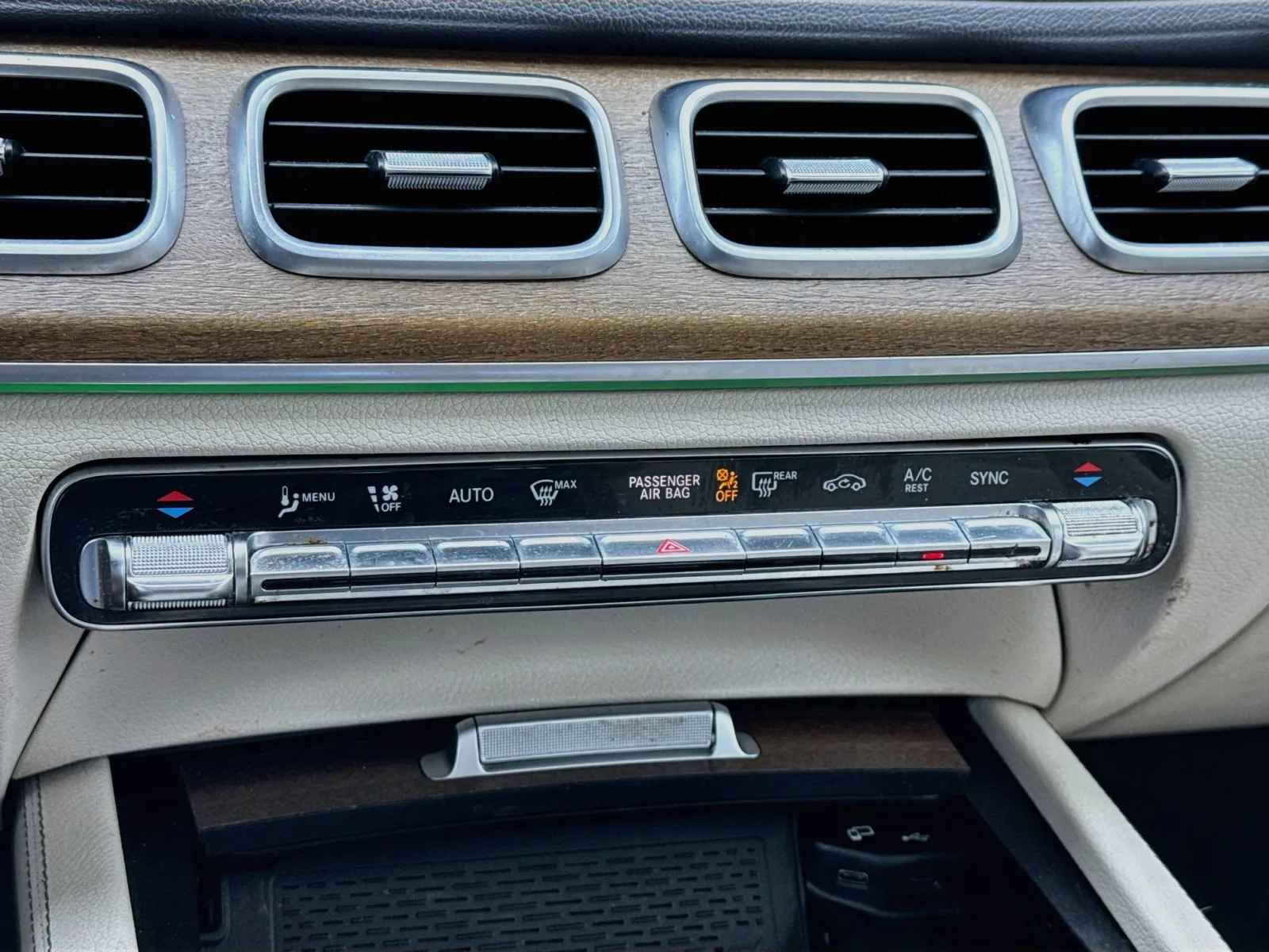 Mercedes-Benz GLE photo 12