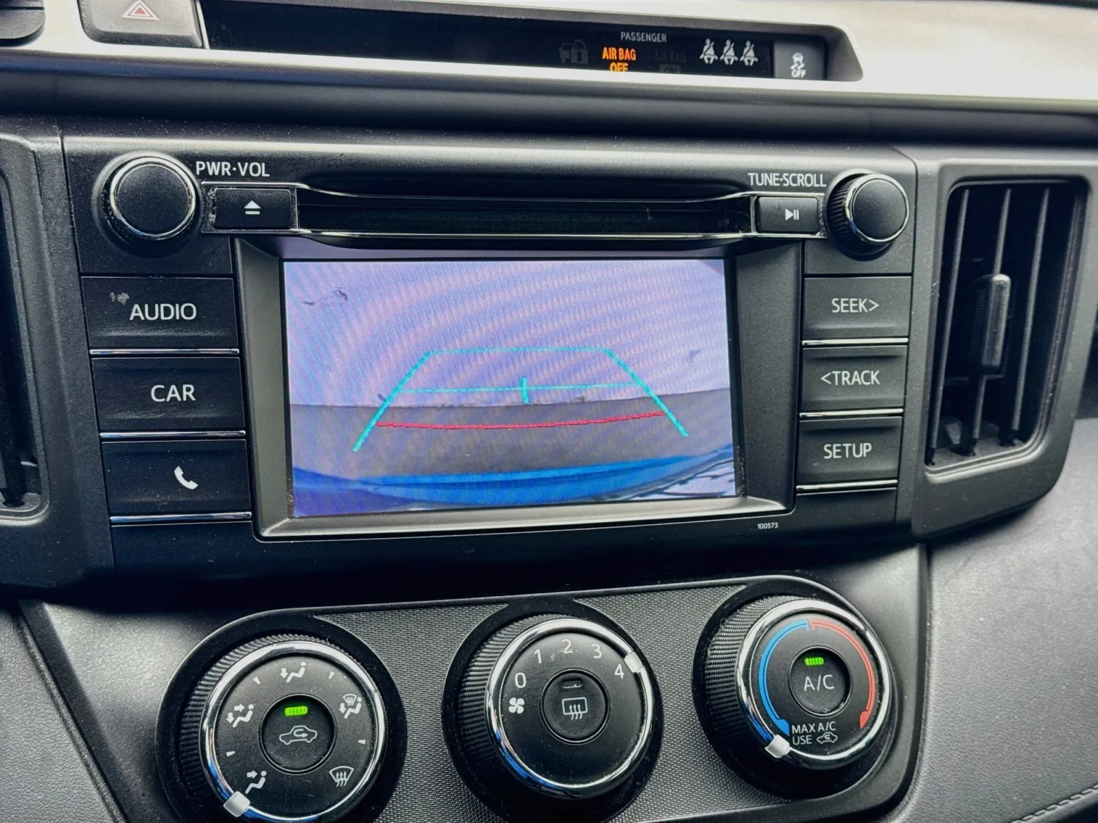 Toyota RAV4 photo 10