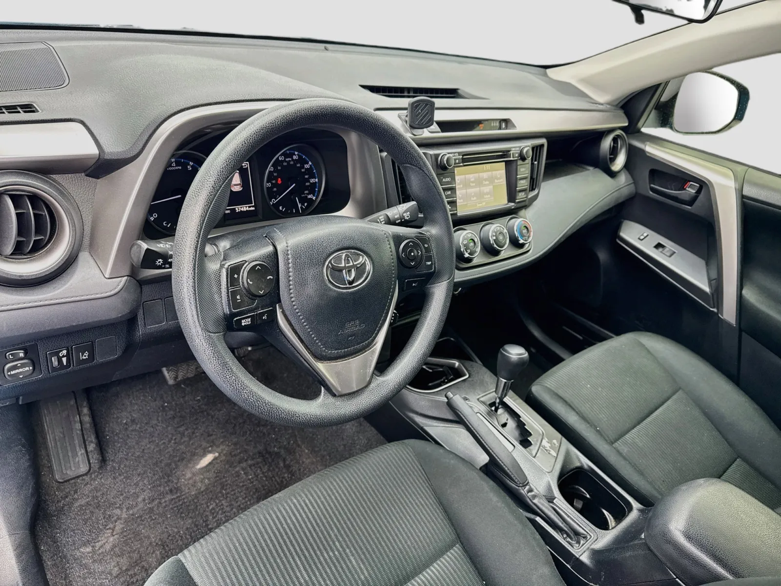 Toyota RAV4 photo 7