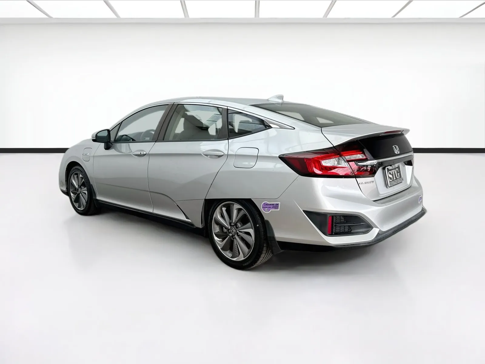 Honda Clarity photo 6