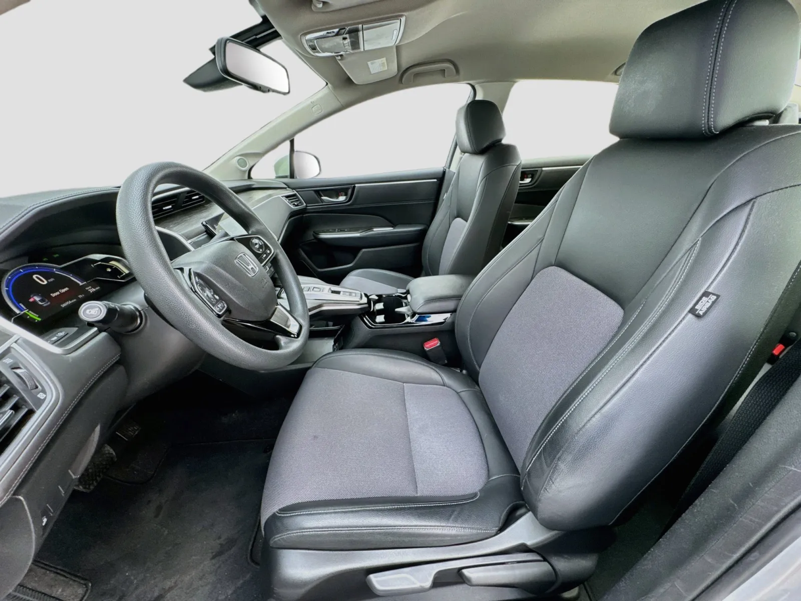 Honda Clarity photo 13