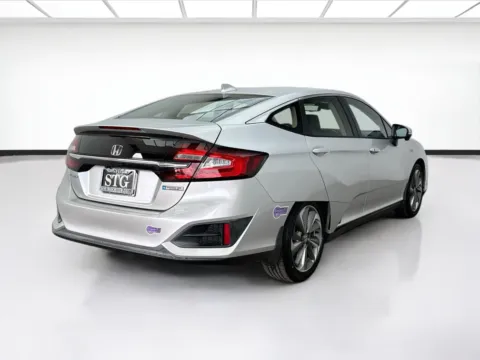 More photos of 2019 Honda Clarity Plug-In Hybrid at STG Bellflower, CA