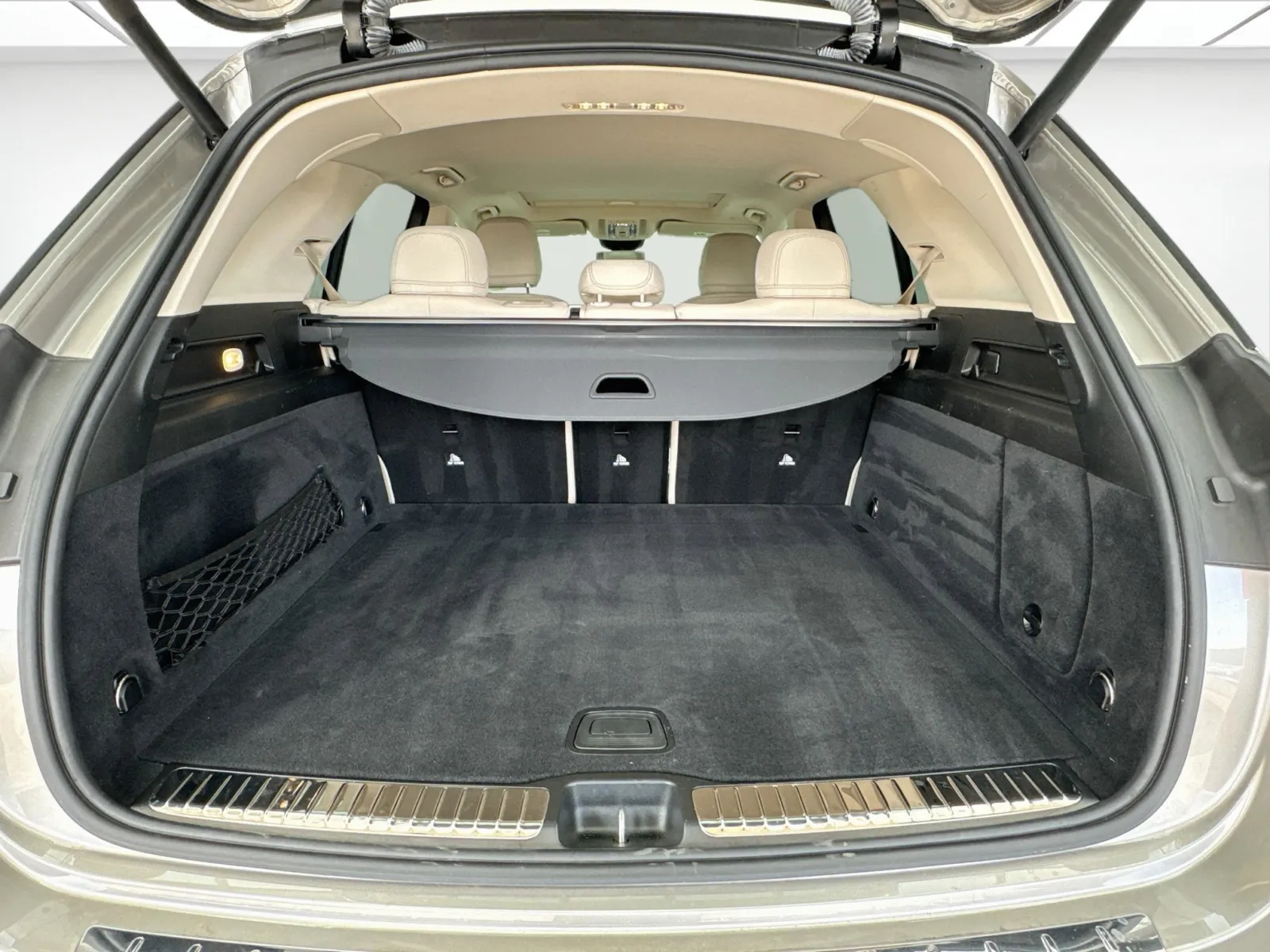 Mercedes-Benz GLE photo 18