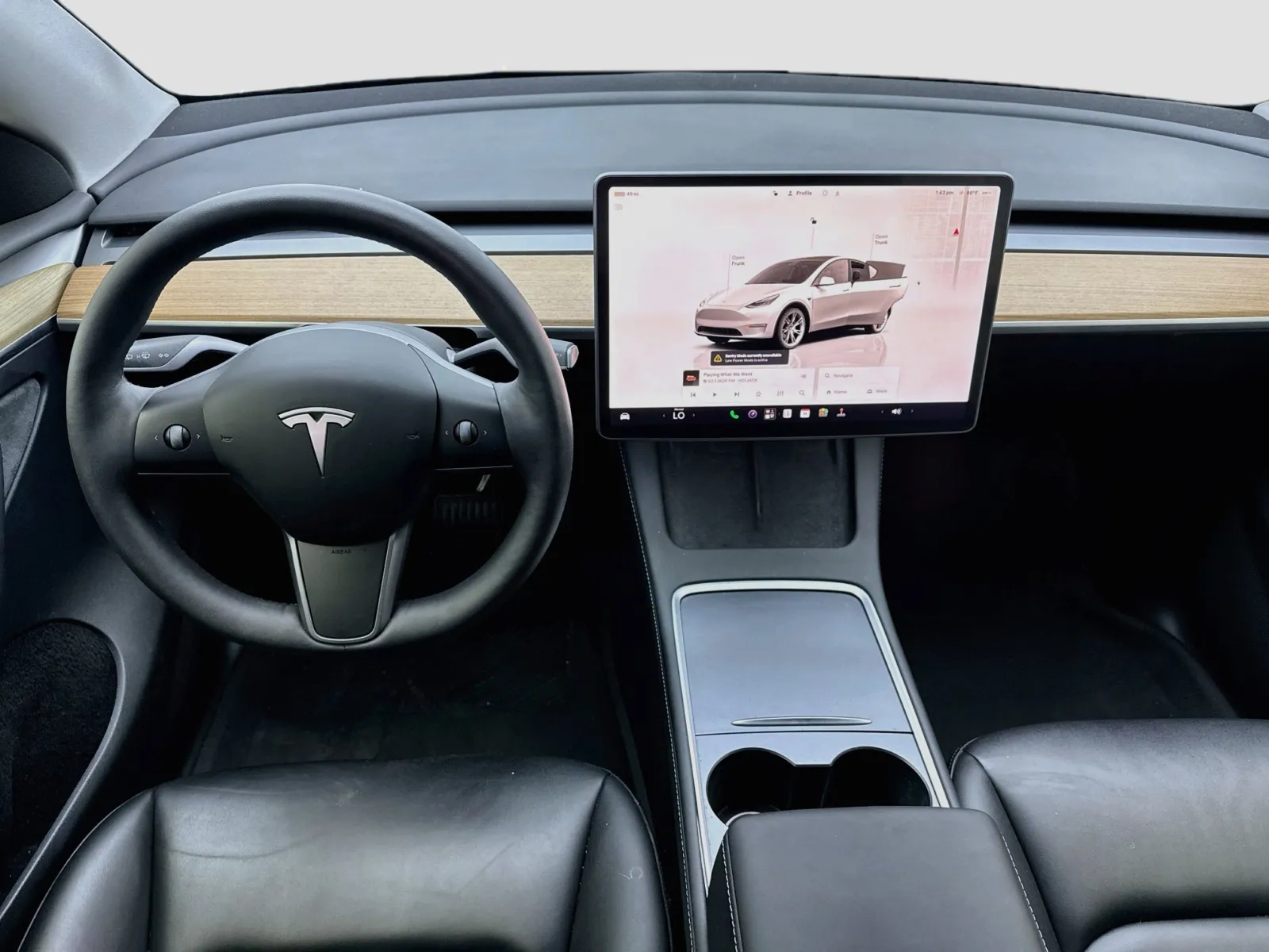 Tesla Model Y photo 15