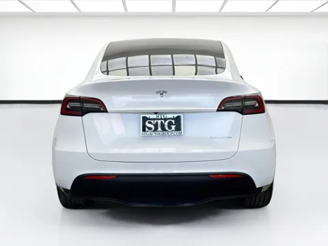 More photos of 2023 Tesla Model Y Long Range at STG Bellflower, CA