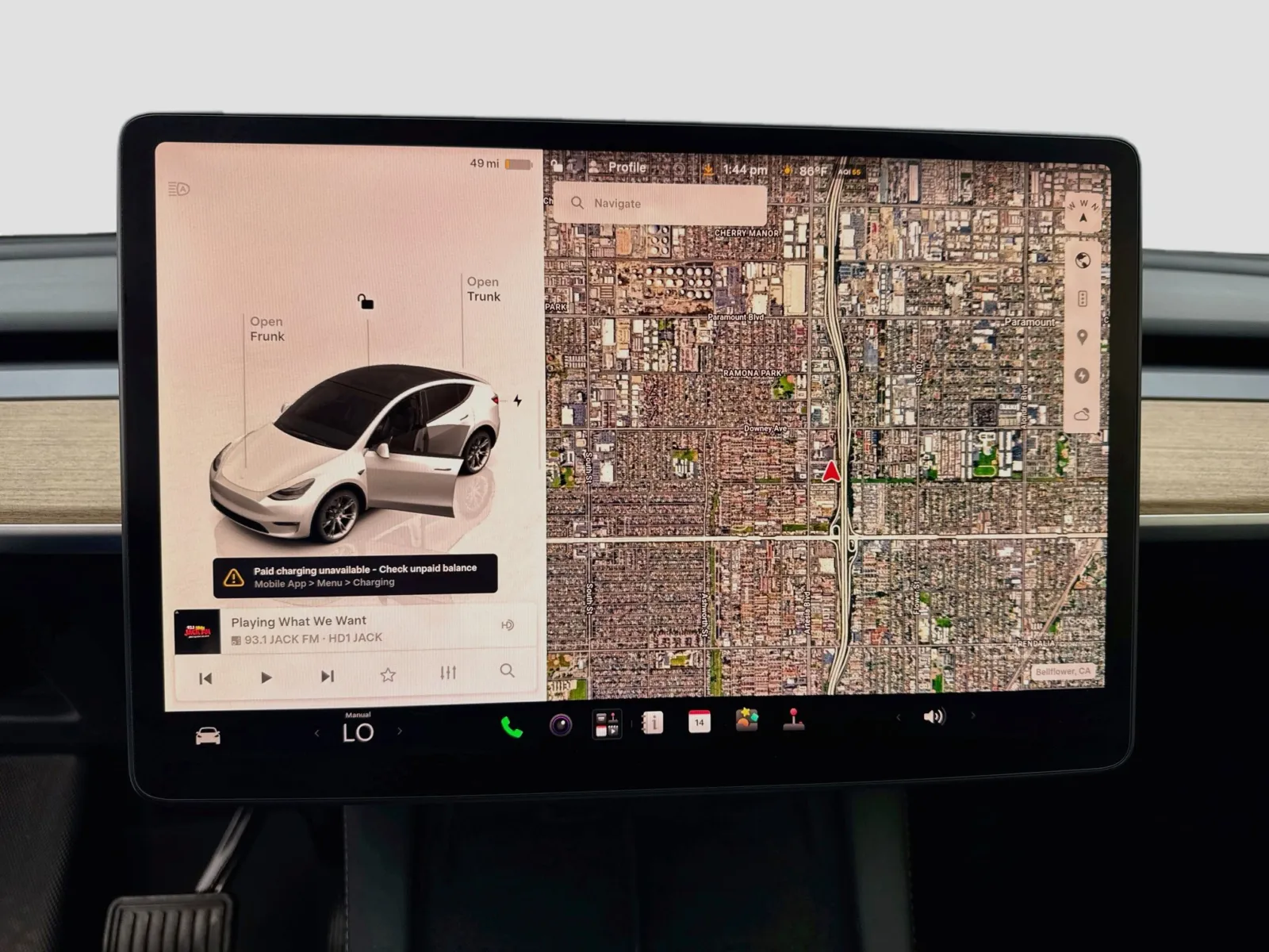 Tesla Model Y photo 9