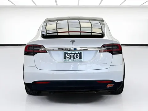 More photos of 2020 Tesla Model X Long Range at STG Bellflower, CA