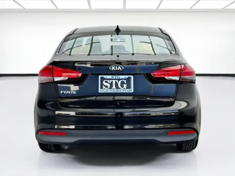 More photos of 2018 Kia Forte LX at STG Bellflower, CA